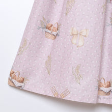 画像をギャラリービューアに読み込む, そよ風に揺れる麦畑の丸襟ワンピース