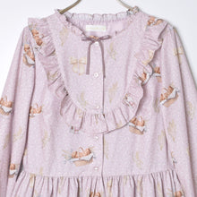 画像をギャラリービューアに読み込む, そよ風に揺れる麦畑のフロントボタンワンピース