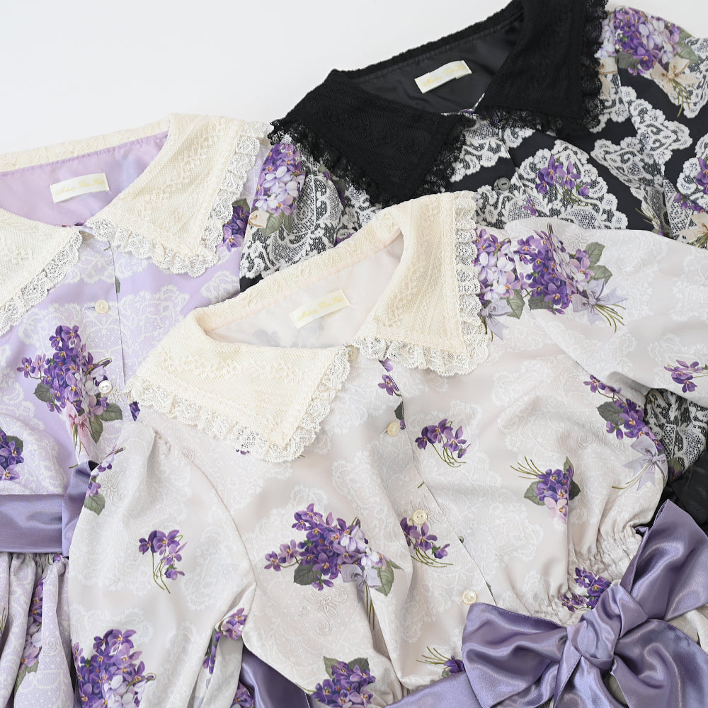 Violet lace square collar dress