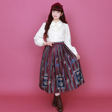 画像をギャラリービューアに読み込む, Royal Medalスカート