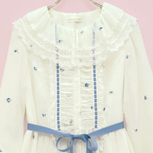 画像をギャラリービューアに読み込む, Petit rose刺繍フロントボタンワンピース