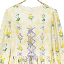 画像をギャラリービューアに読み込む, ミモザとギンガムチェックの編み下げワンピース