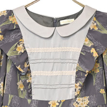 画像をギャラリービューアに読み込む, 野に咲く水仙のフラットカラーワンピース