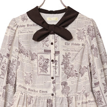 画像をギャラリービューアに読み込む, Flower newspaperスカーフカラーワンピース