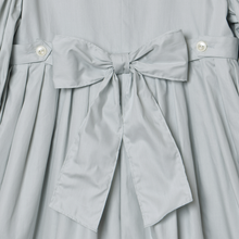 画像をギャラリービューアに読み込む, Classical lady dress