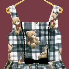 画像をギャラリービューアに読み込む, Teddy Bear Tartanノースリーブワンピース (Teddy Bear Tartan sleeveless dress)
