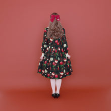Load image into Gallery viewer, タータンRibbonAppleワンピース (Tartan Ribbon Apple dress)
