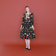 Load image into Gallery viewer, タータンRibbonAppleワンピース (Tartan Ribbon Apple dress)

