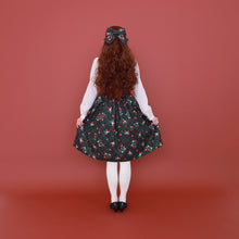 Load image into Gallery viewer, Strawberry Tartan ノースリーブワンピース(Strawberry tartan sleeveless dress)
