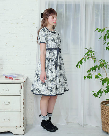 Ribbon Sketchワンピース(Ribbon Sketch dress)【POP UP】