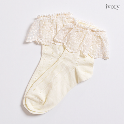 Melody lace crew socks