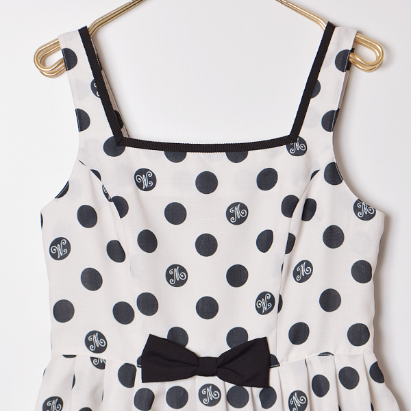 記憶の中の水玉ジャンパースカート