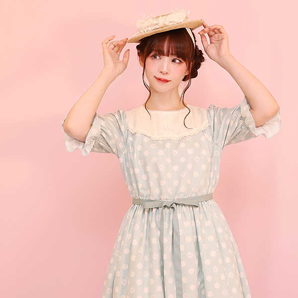 記憶の中の水玉ティアードワンピース