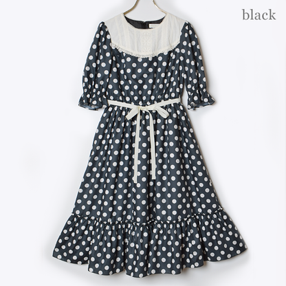 記憶の中の水玉ティアードワンピース