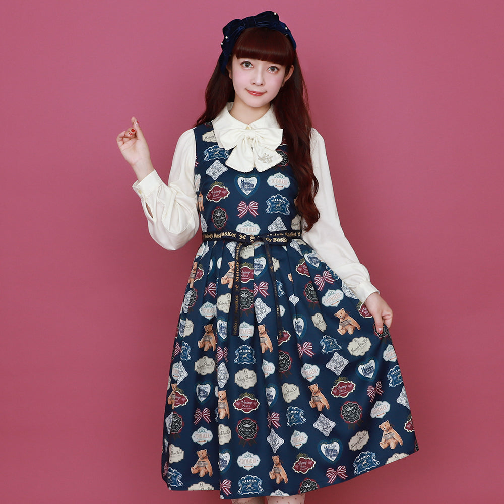 ロゴ刺繍リボンタイブラウス