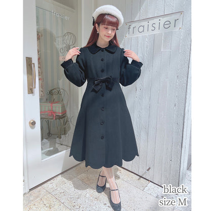 モノトーンスカラップコート