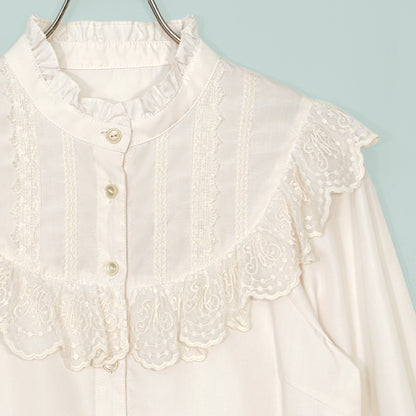 ラウンドヨーク長袖ブラウス