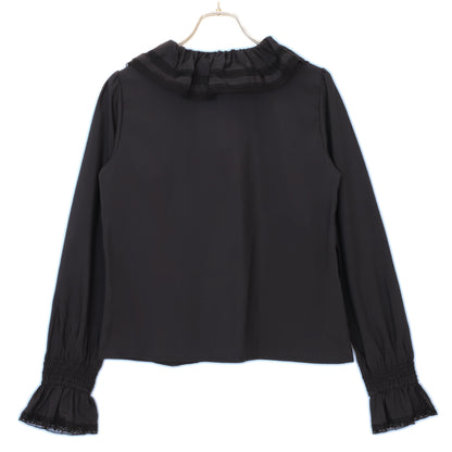 ラッフルカラーブラウス