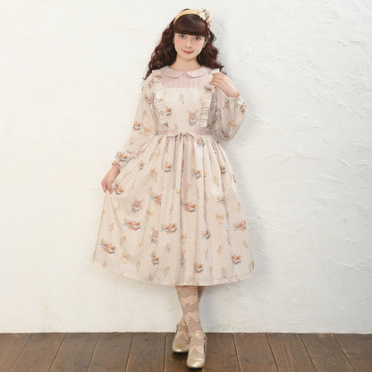 そよ風に揺れる麦畑の丸襟ワンピース