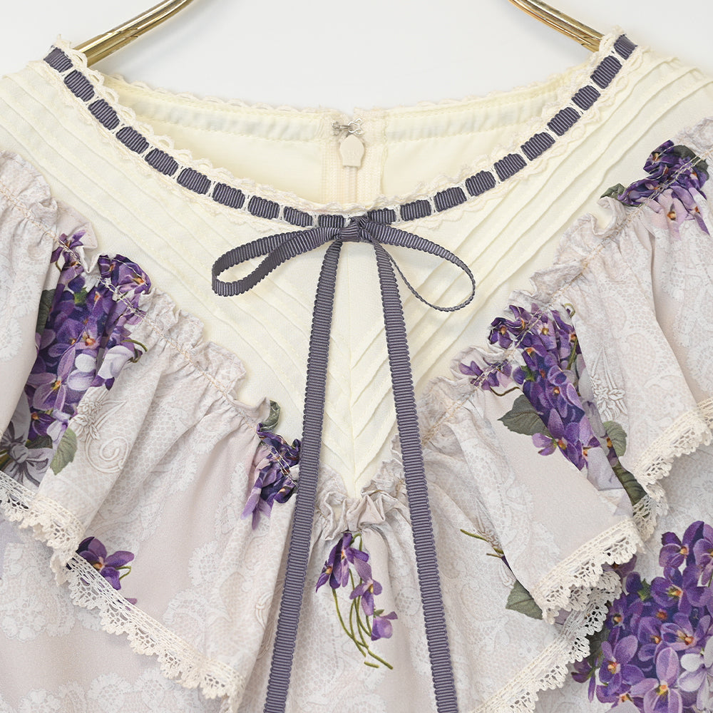 Violet lace yoke switching dress