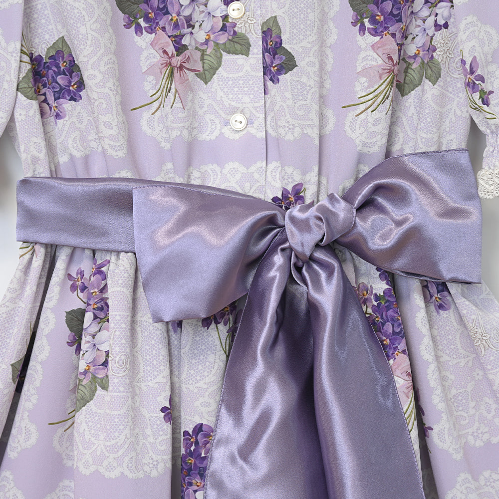 Violet lace square collar dress