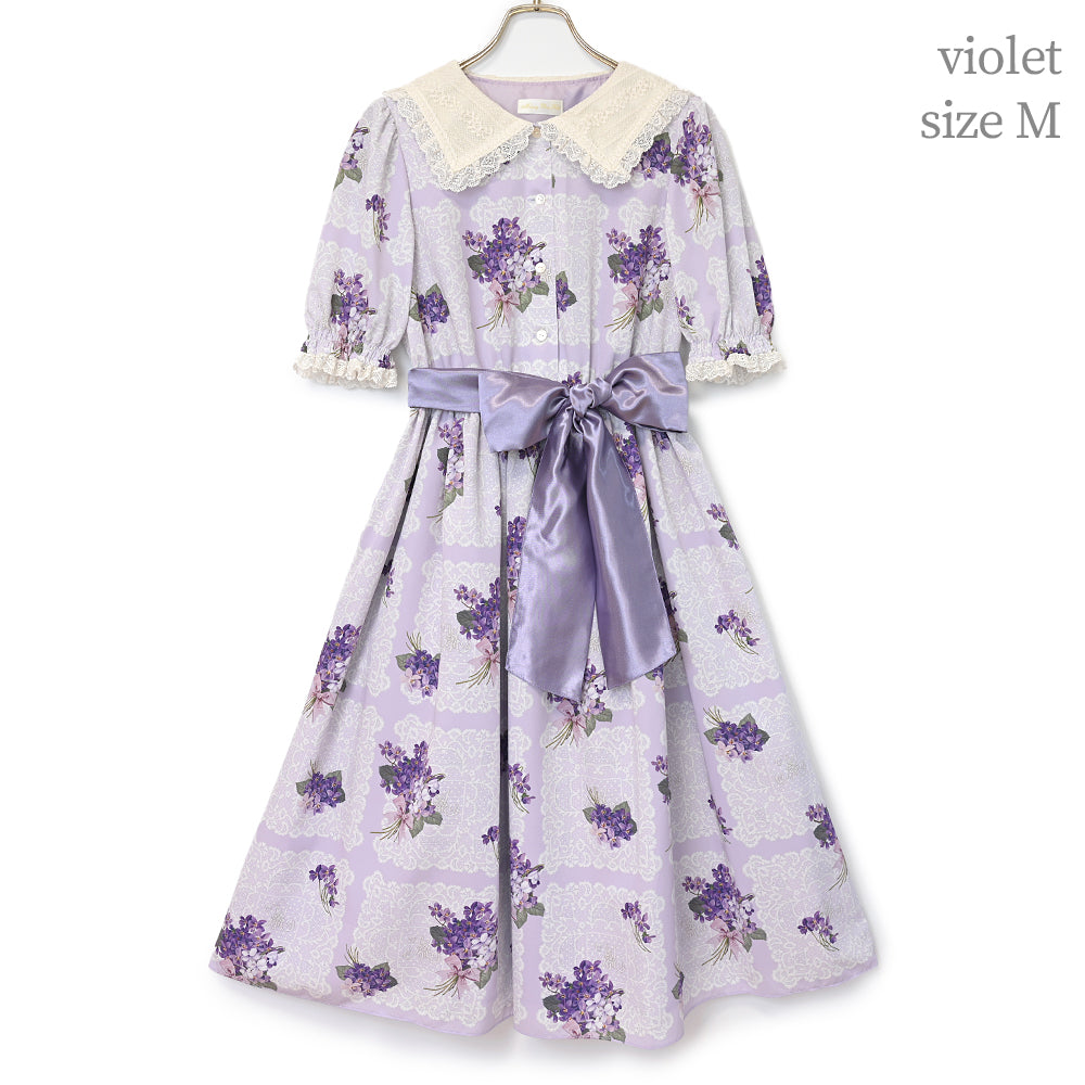 Violet lace square collar dress