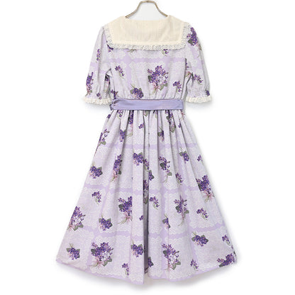 Violet lace square collar dress