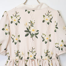 Load image into Gallery viewer, Sweetly scented gardenia open collar dress
