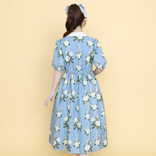 Load image into Gallery viewer, Sweetly scented gardenia open collar dress
