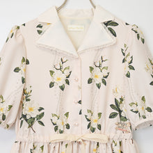 Load image into Gallery viewer, Sweetly scented gardenia open collar dress
