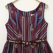 将图片加载到图库查看器，Royal Medal logo ribbon jumper dress
