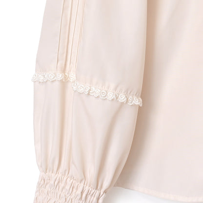 Frill collar pin tuck blouse