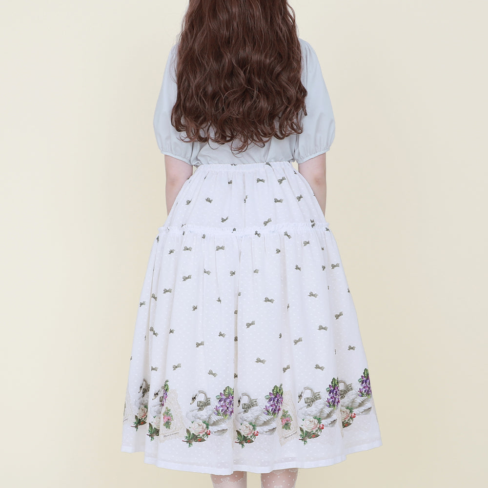 白鳥とお花のスカート