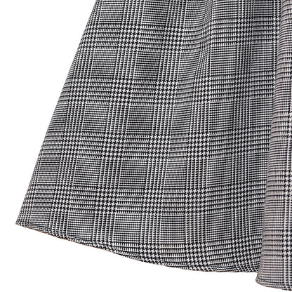 Ribbon and lace collar dress