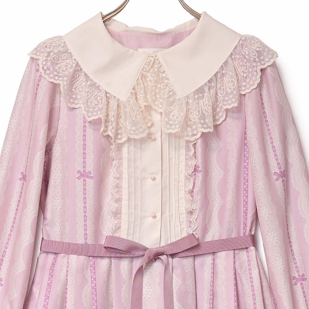 Lace millefeuille dress