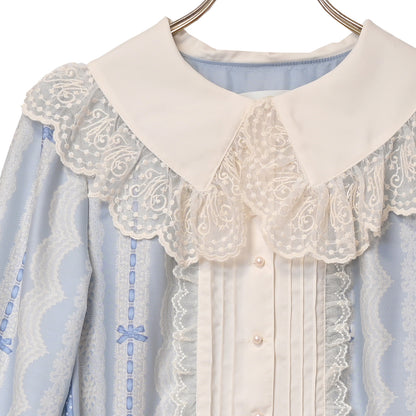 Lace millefeuille dress