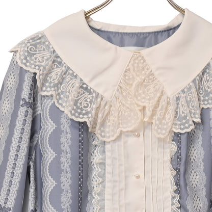 Lace millefeuille dress