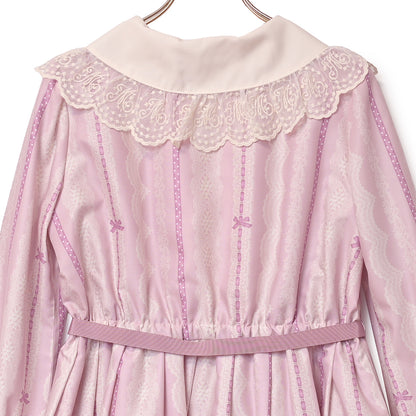 Lace millefeuille dress