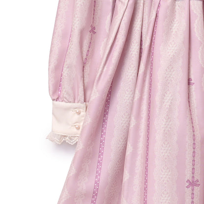 Lace millefeuille dress