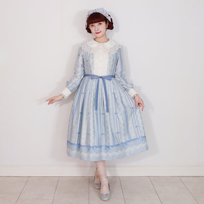 Lace millefeuille dress