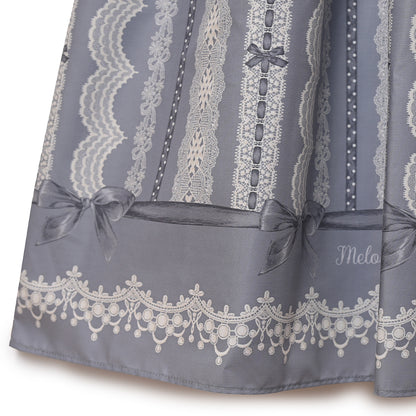 Lace millefeuille dress