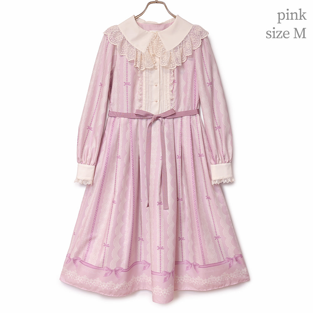 Lace millefeuille dress