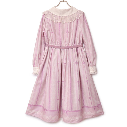 Lace millefeuille dress