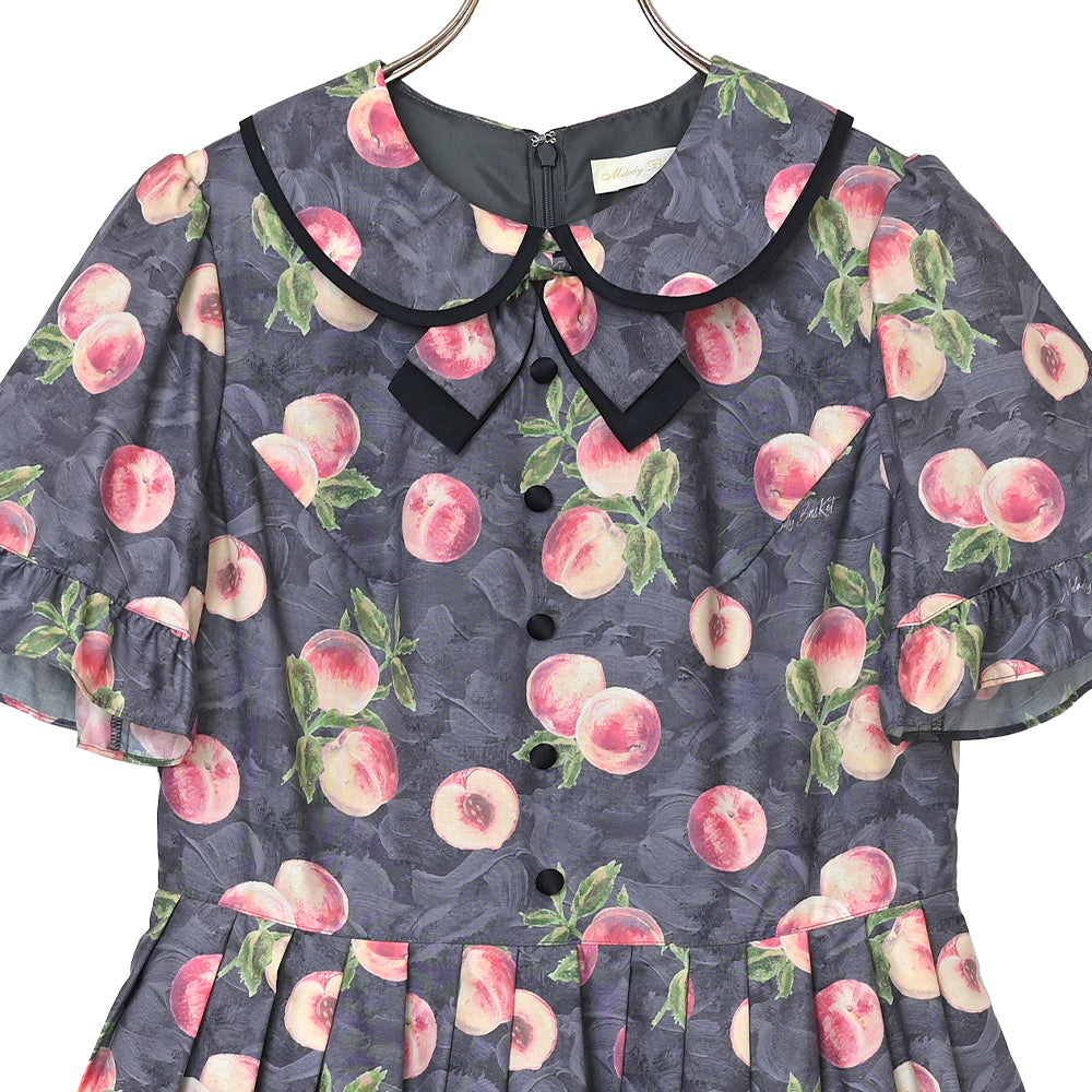 Peach Artラウンドカラーワンピース