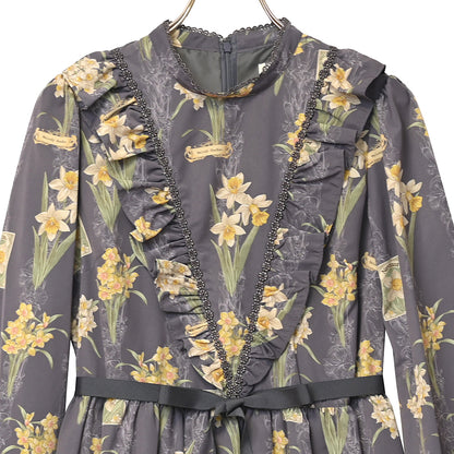 Daffodils blooming in the field V-line dress