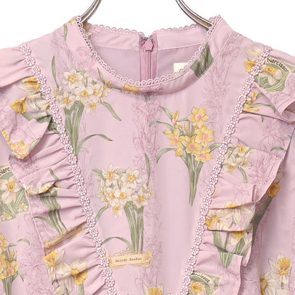 Daffodils blooming in the field V-line dress