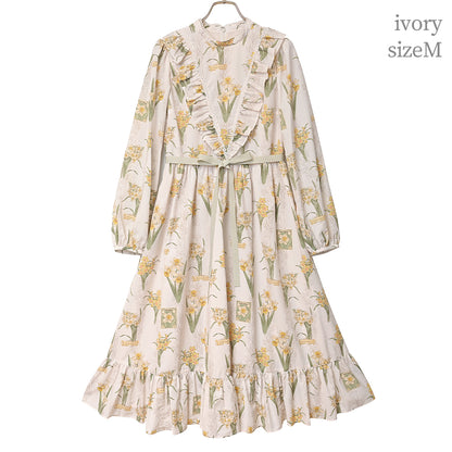 Daffodils blooming in the field V-line dress