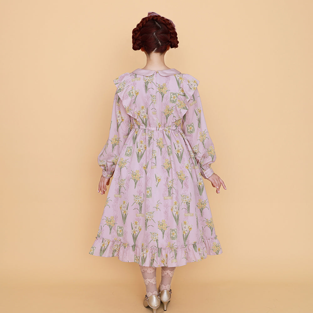 野に咲く水仙のフラットカラーワンピース