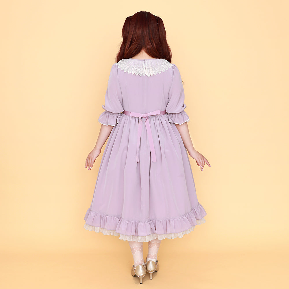 Canon lace collar dress