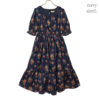 Strawberry timeスクエアネックワンピース